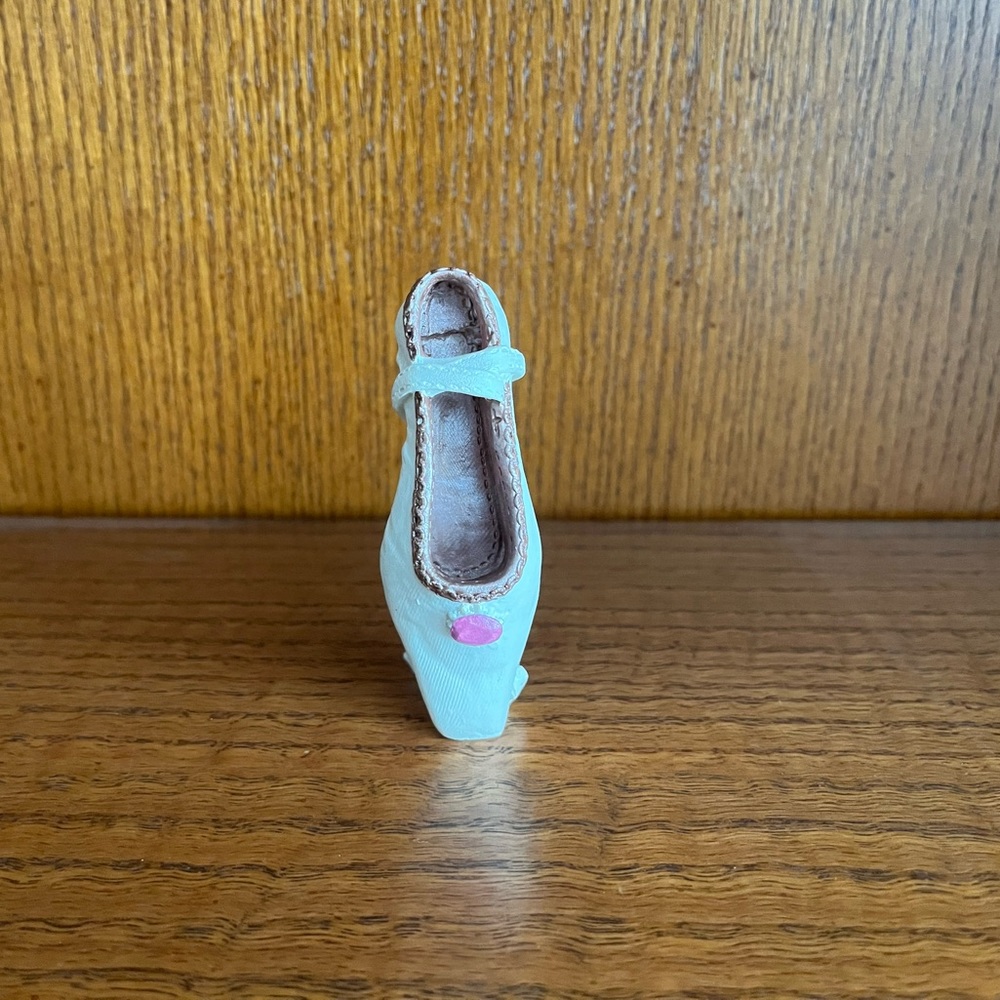 Ballet Slipper Figurine